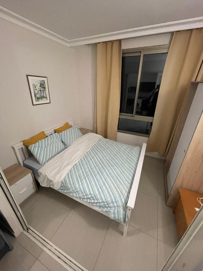 Almog Tower Aparthotel Хайфа Екстериор снимка