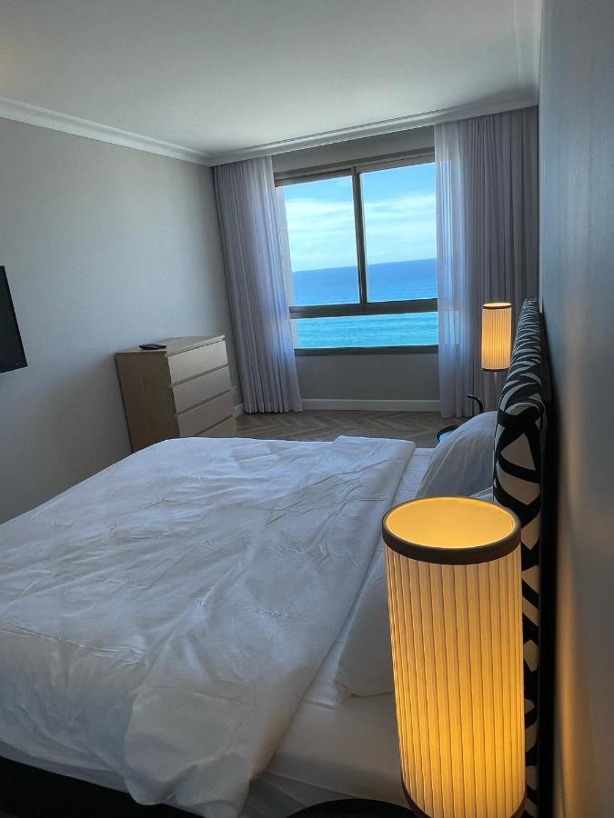 Almog Tower Aparthotel Хайфа Екстериор снимка
