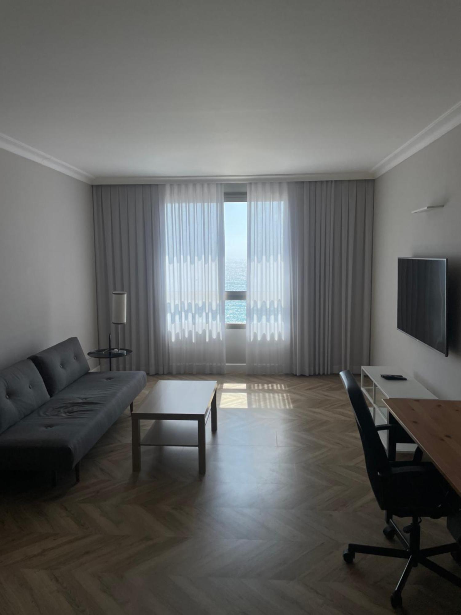 Almog Tower Aparthotel Хайфа Екстериор снимка