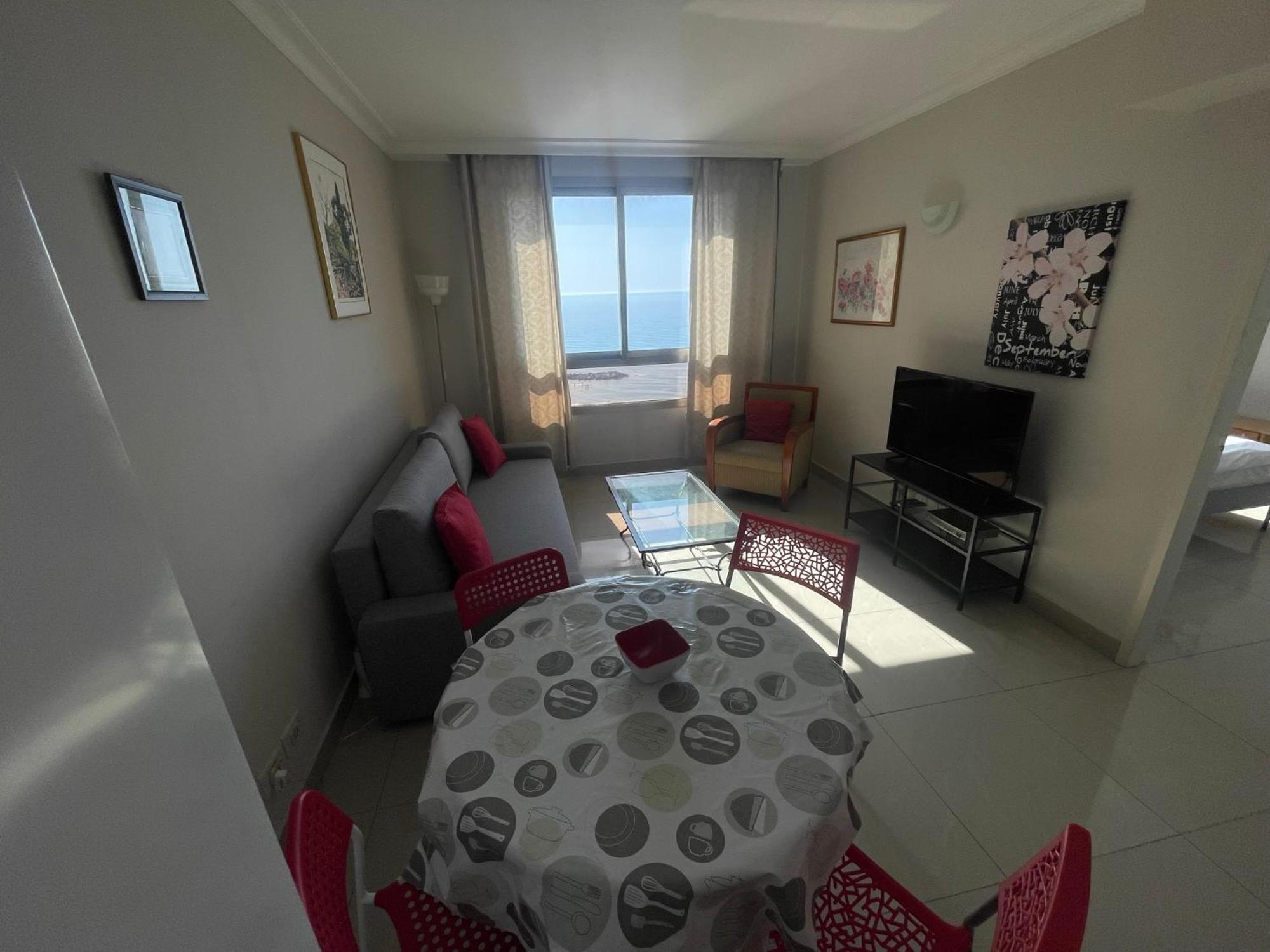 Almog Tower Aparthotel Хайфа Екстериор снимка